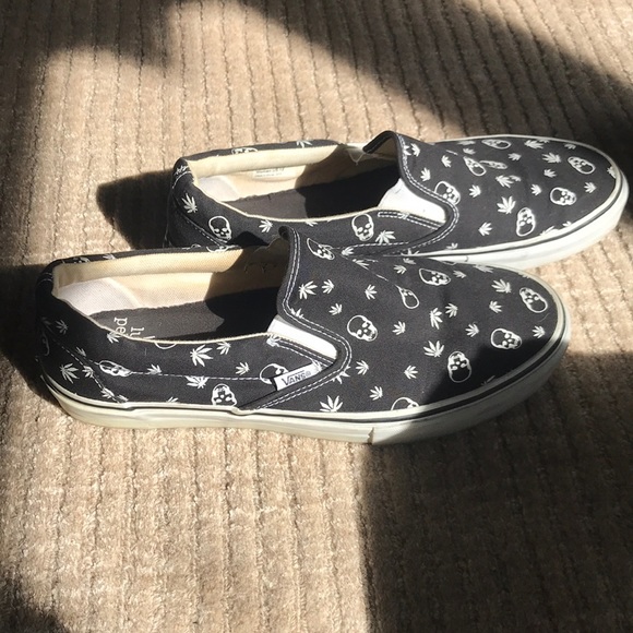 Men’s vans sneakers - Picture 2 of 3